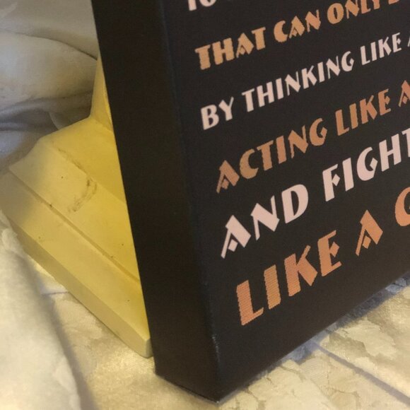 "LIKE A GIRL" Canvas/wood sign - Picture 3 of 11